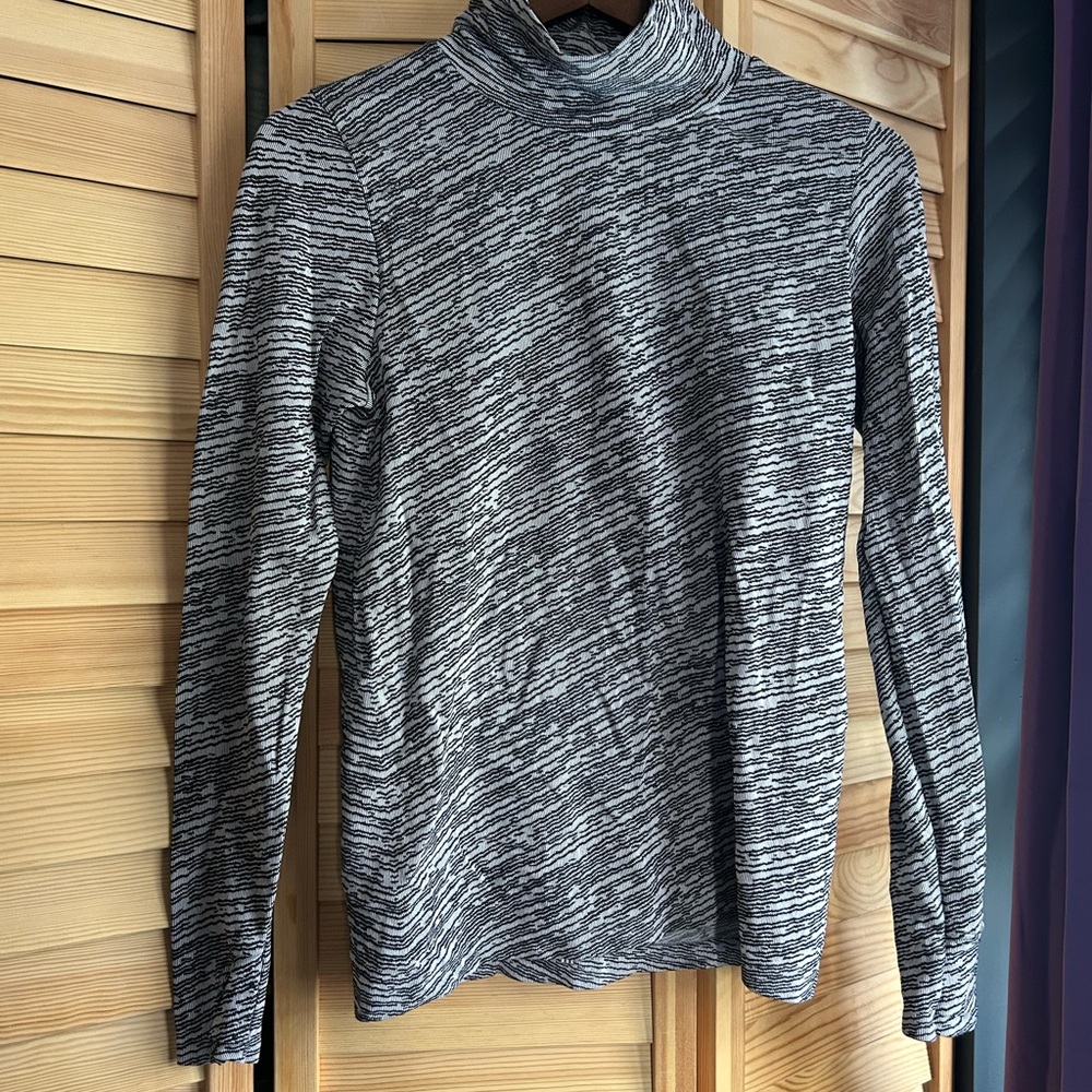 Athleta Black and White Turtleneck Sweater - Picture 2 of 5